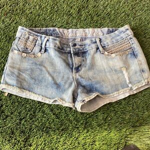 Vanilla star shorts